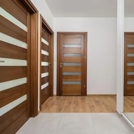 Lumina I 2br With Parking I Balcony In Warszawa